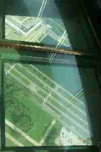 la finestra sul vuoto
- a questa immagine è
collegata l'immagine ingrandita